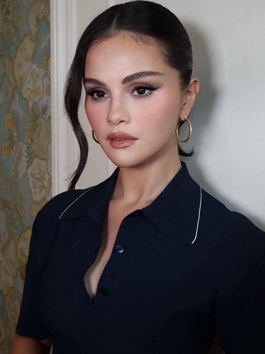 becca💘 tweet media