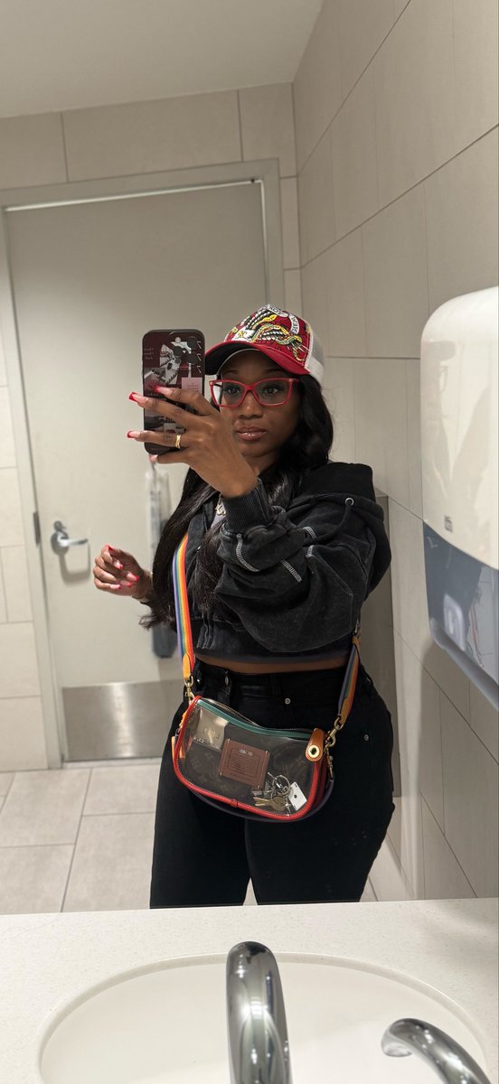 shortstuffDijah's tweet photo. Thinkin' of tryin' me, do like Bryson, pussy-ass nigga, then DON’T 🧑🏾‍🩰🙂‍↔️💋 https://t.co/yhdvMUrCAU