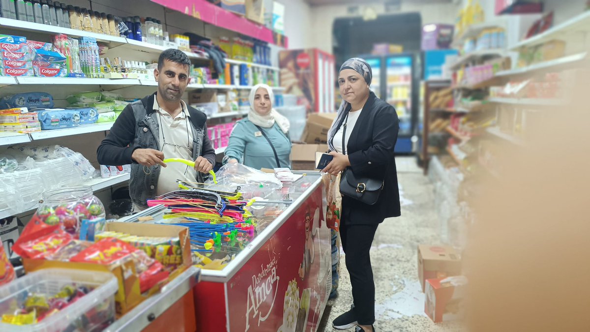 akkadinkonakk's tweet photo. 📍Basmane Bölgesi
#Altınordu ve #Mirali mahallelerimizde kadın kolları olarak üye ziyaretlerimizi gerçekleştirdik. Samimi sohbetler eşliğinde hem kıymetli üyelerimizle bir araya geldik hem de mahallelerimizin nabzını tuttuk.
Birlikten aldığımız güçle, gönüllere dokunmaya ve sahada aktif çalışmalarımıza devam ediyoruz. 🌸
#AKKadınKonak
@tugbaisikercan @Bilalsaygili @EmelDalkirann @SAITBASDAS @Kaderilhan35 @AKKADINGM @Akkadinizmir
📸📸📸