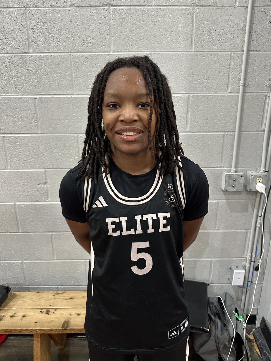 KyleSandy355's tweet photo. F/17U
@HubbardCoach 71
@Bouncenation_J 46

@DeyvaDavis 24p (5 threes) 5r 2a 6s
@London5Smith 18p 6r 4a 4s 

@Janiyahweaver12 10p 4r 2a 1b
@asiahthompson_ 10p 5r 1a 2s 1b

#PGHGAStateTournament @PGHCircuit @PGH_Georgia https://t.co/dkdQGsbRPx