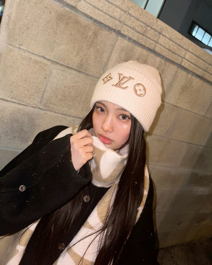HYEIN BASE⁵ tweet media