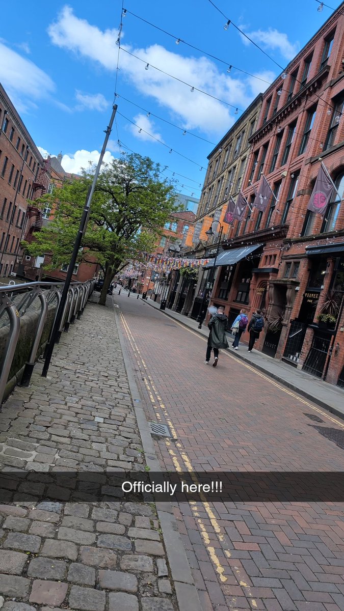 RubberBoi69's tweet photo. So I went to #MRW17 and before I'd even set off there was drama (sorry about quality the accident was like a mile away and max zoom) saw a few familiar faces, got to know some people better, met new people, hope to see them next year! Sorry it's only a week late doing pics! https://t.co/Cgztd9dWhv