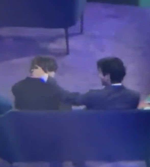 withvmn's tweet photo. i. too. would think they’re a couple coz… https://t.co/zkPrLM46eu