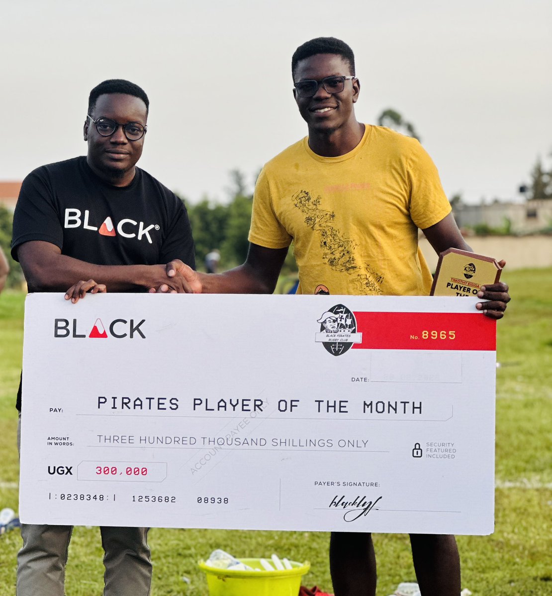 Blacklyf tweet media