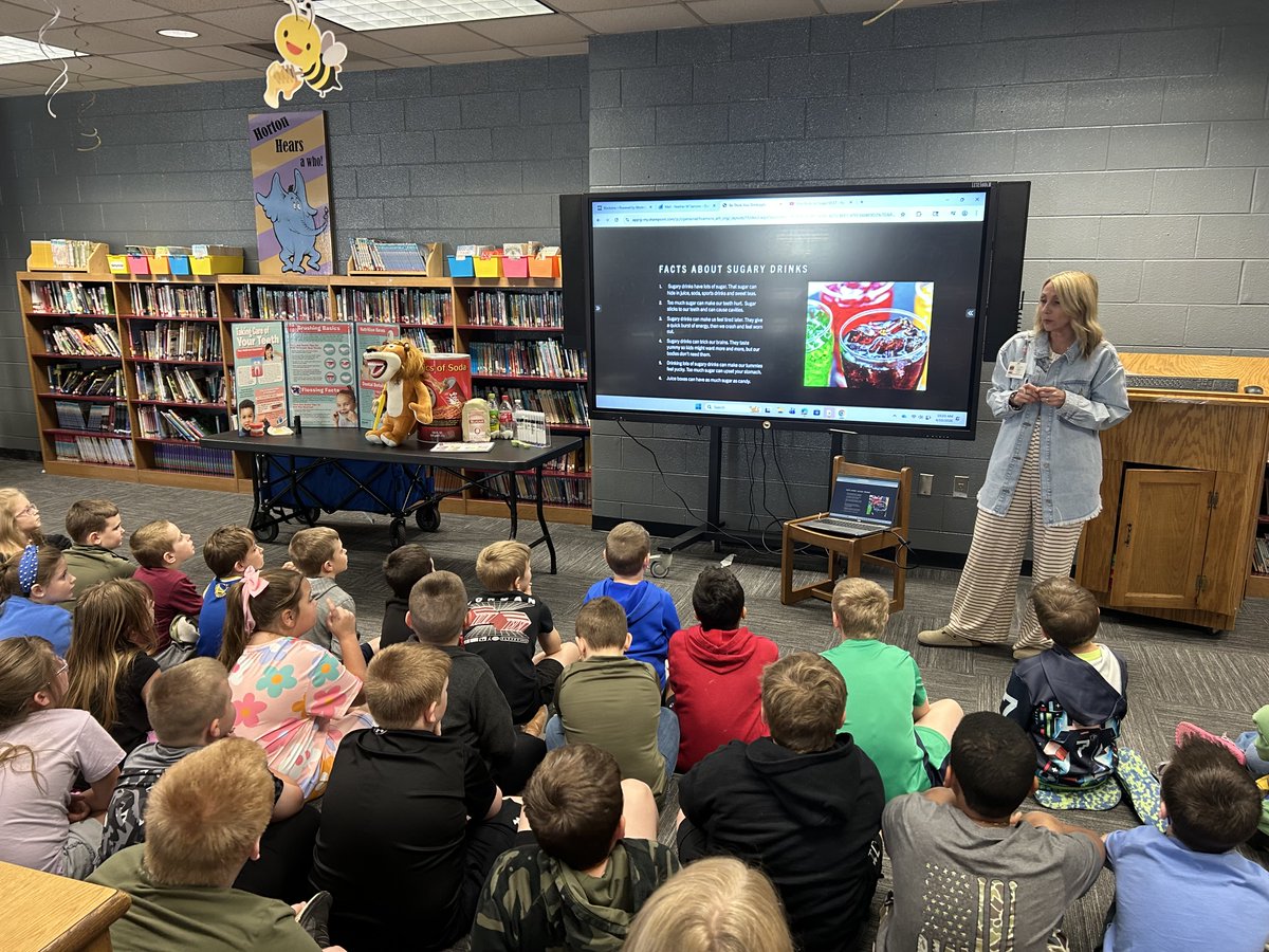 wep_us's tweet photo. Through the Full Service Community Schools Grant, Central Elementary is helping students in grades K–6 rethink what they drink by educating them about the sugar found in different beverages. #uswepproject https://t.co/3ZUekkFPGN