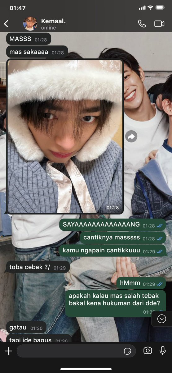 ppendekars's tweet photo. hyeonkeon two tweets au

; edisi kangen mas saka dde kemal https://t.co/qq78przMNr
