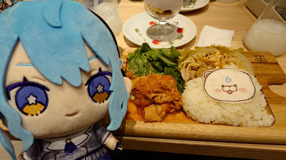 GAND_MPG's tweet photo. CoCo壱→カラオケ→カプコンカフェ→深夜R.E.P.Oで充実した一日でした🤗金コスメisドコ…… https://t.co/VwDTvfyXUj