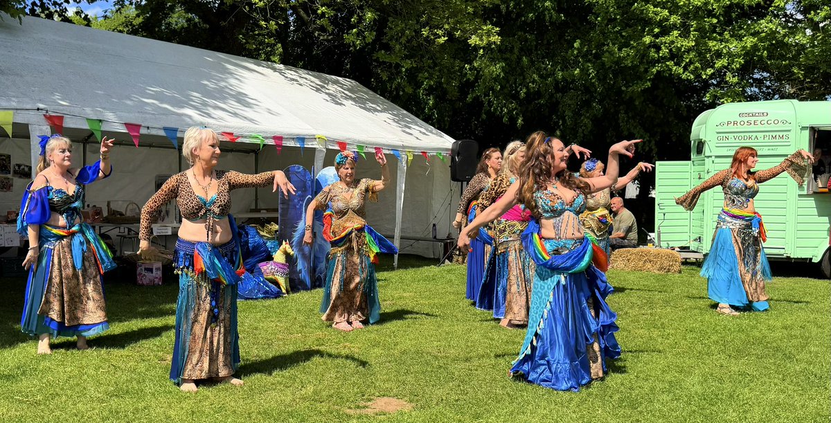 bilboben's tweet photo. What was happening in Birchover today? https://t.co/Z2uThmhYem