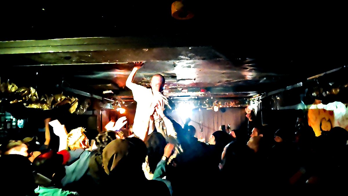 NOISEoTHEM's tweet photo. HIMO企画@MOONSTEP

素晴らしい勢いで終了しました！

本当に素晴らしかった。

神がかっていたと思います

これからもよろしくお願いいたします https://t.co/qhMWsXHYz2