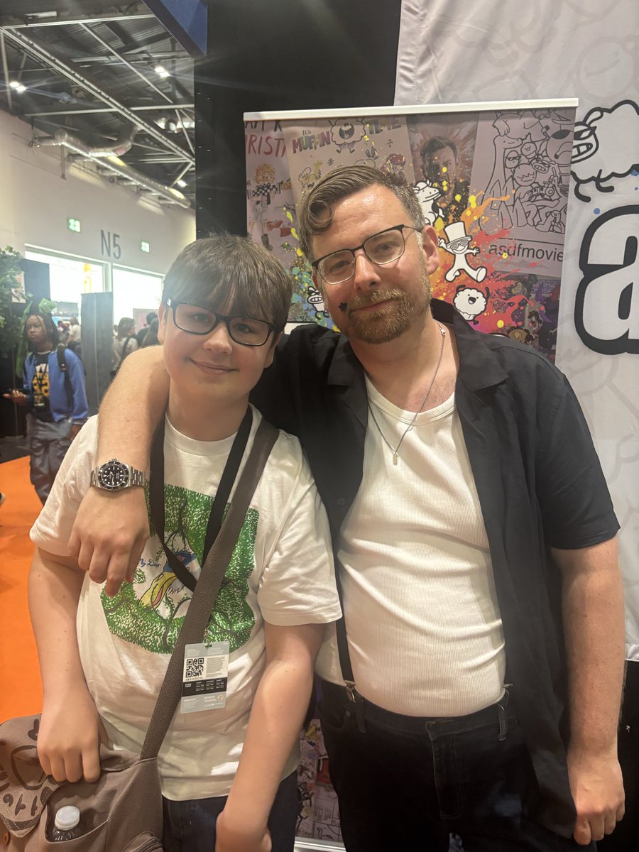 matnovelli's tweet photo. @thetomska thanks for the photo today and recording a video for my son. Made our day. 👊🏻 https://t.co/AxC5kUFdAX