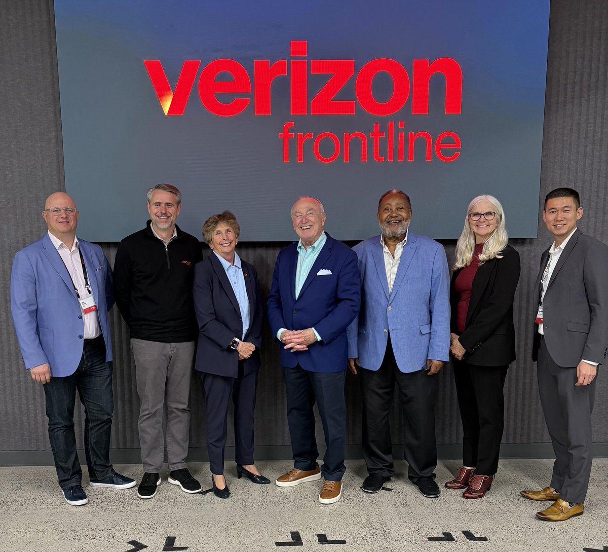 CommissBratton's tweet photo. Great discussions in Los Angeles as the @vzfrontline team, members of the Verizon First Responder Advisory Council (VFRAC), and public safety leaders came together to collaborate on the evolving needs of first responders and the future of public safety technology.

From resilience and preparedness to emerging technologies and real-world operational challenges, these conversations are critical to ensuring the men and women protecting our communities have the tools, connectivity, and support they need to succeed.

Always valuable to listen, learn, and exchange ideas with leaders committed to advancing public safety.
