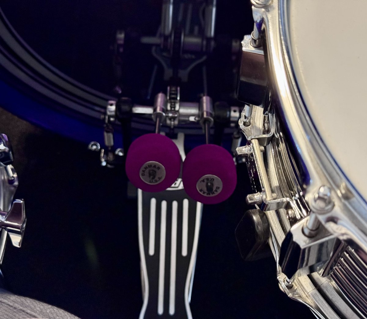 wainjoe's tweet photo. Drum set rebuild is complete. #Drums #DrumSetRebuild #PurpleDrums #DeepPurple #TeamPurple #CustomDrumSet #Drummer #DrumLife https://t.co/I6TXE98JTW