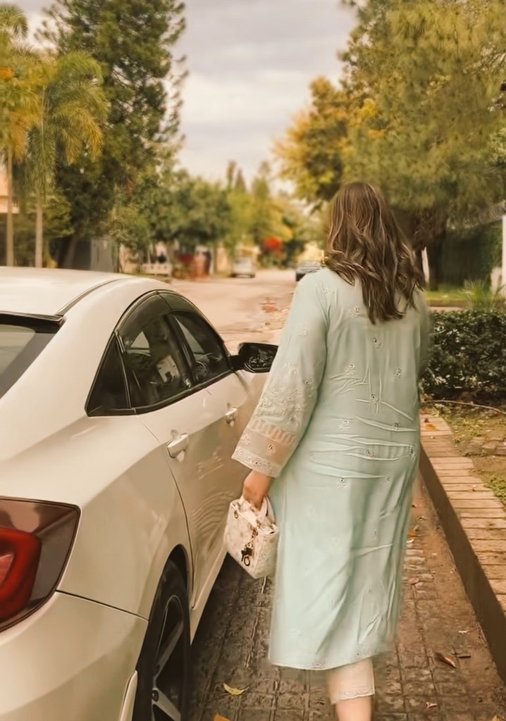 nadia_1mm's tweet photo. اپنی خوشیوں کے لئے 
ایک گھر بناؤ
اور اس کا پتہ کسی کو نہ دو♥️ https://t.co/nCRaxhXdE2