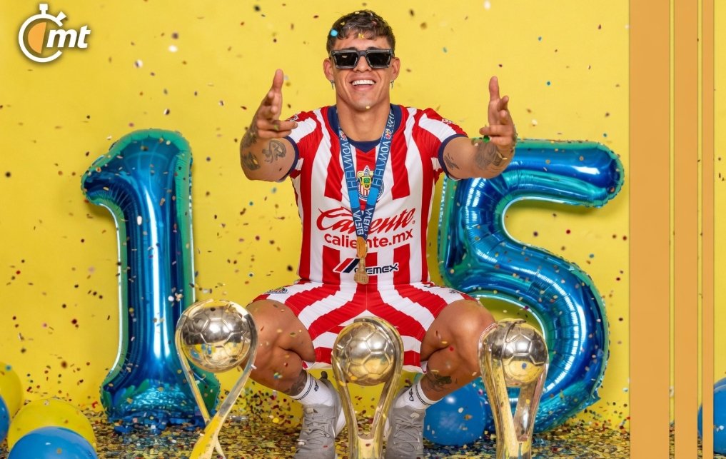 CF_America_13's tweet photo. Los sueños más húmedos de los chivahermanos: https://t.co/OwdJcHqsny