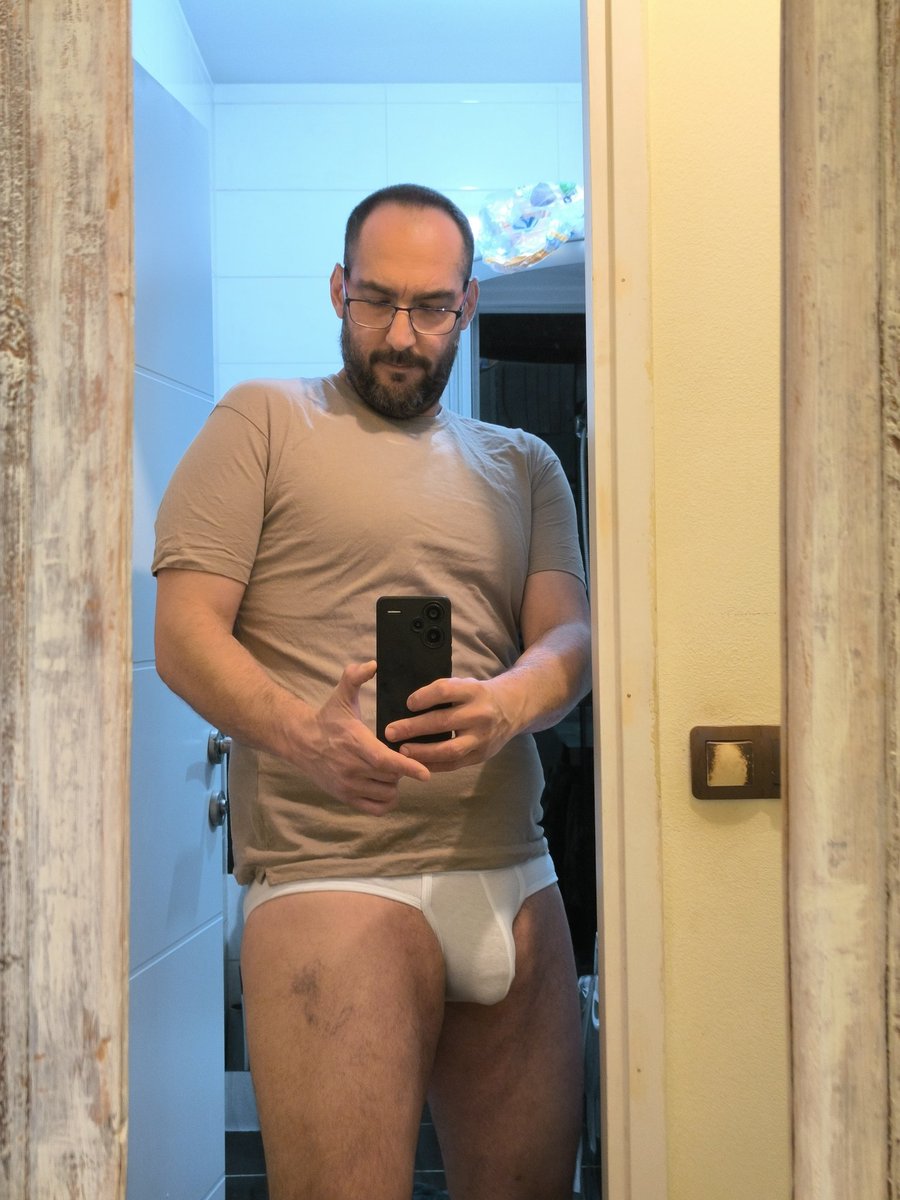 GrillMeHard's tweet photo. @Mv_4u Briefs https://t.co/AODeIt1vb1