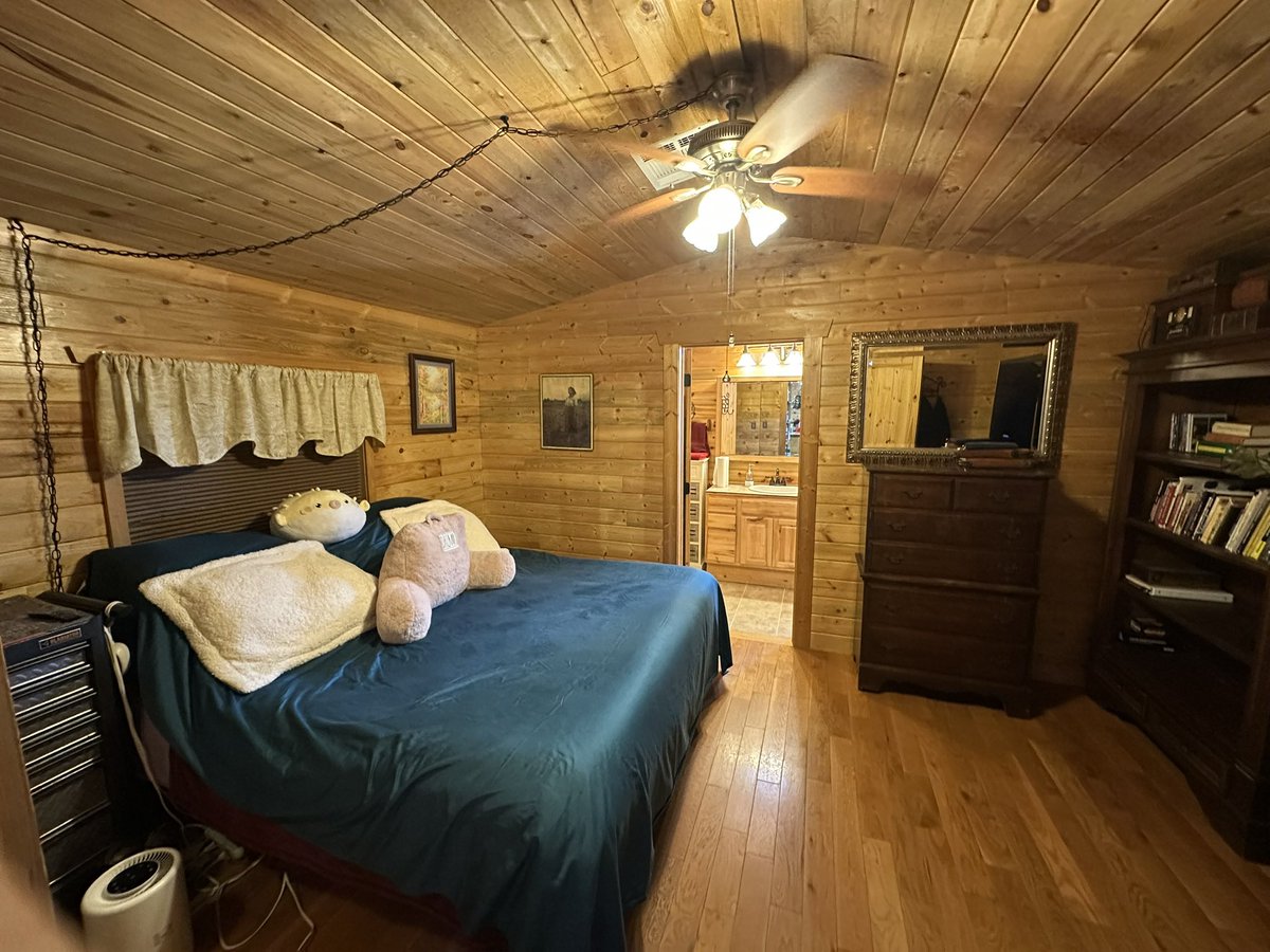 mlomarc's tweet photo. ✨ Open House Alert in Penrose, CO! ✨
Come check out this charming property at 325 5th St. on 4.88 acres!
•  Brand new appliances including gas range, refrigerator, washer & dryer
•  Huge walk-in closet & dedicated laundry room
•  3/4 fenced acreage + fully fenced large backyard
•  Outdoor patio with brick entertainment area
•  Massive chicken yard with electric
•  Two outbuildings with cement pads, electric & automatic garage door
Perfect setup for animals, hobbies, or just enjoying country living!
Come see it for yourself — you’re going to love this one! 🐔🏡
DM for details or open house times!