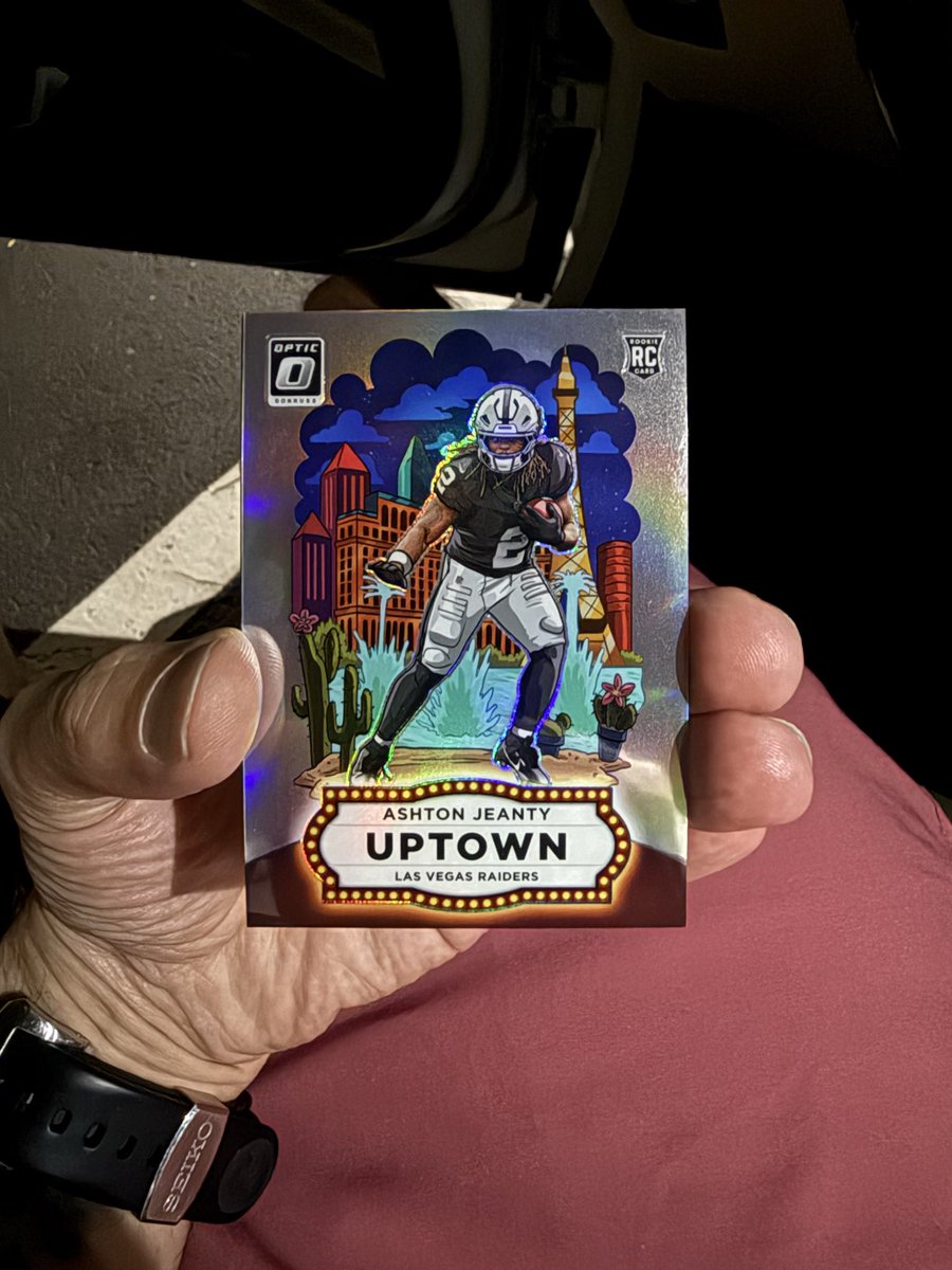 Tim_Heyer's tweet photo. @Very_Cool_Cards Wawa 1 pack!! https://t.co/ra1mkSBFSd