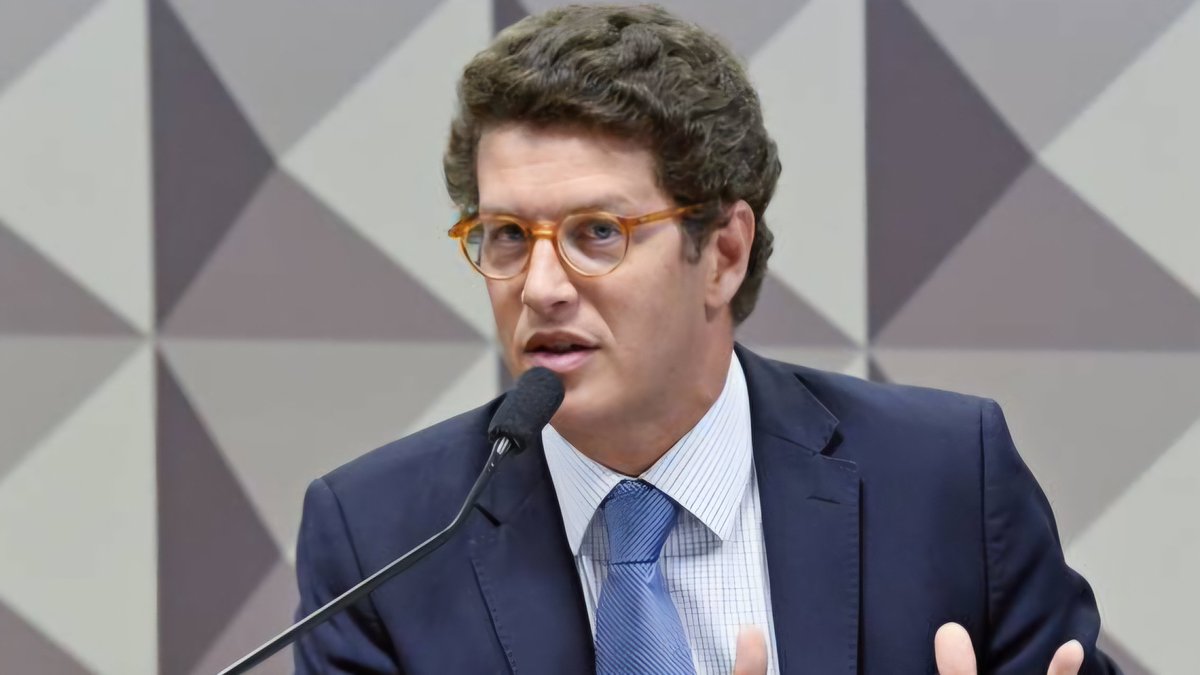 RT do Brasil tweet media