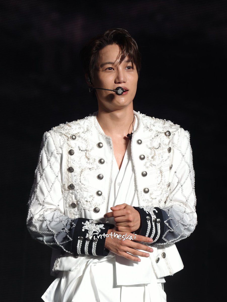 Jongin Pics ♡ tweet media