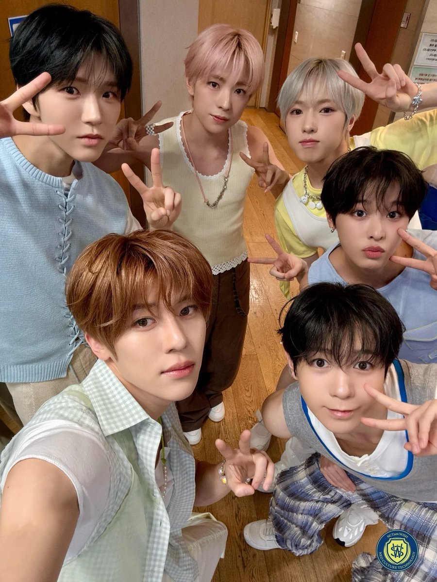 miya🪽 tweet media