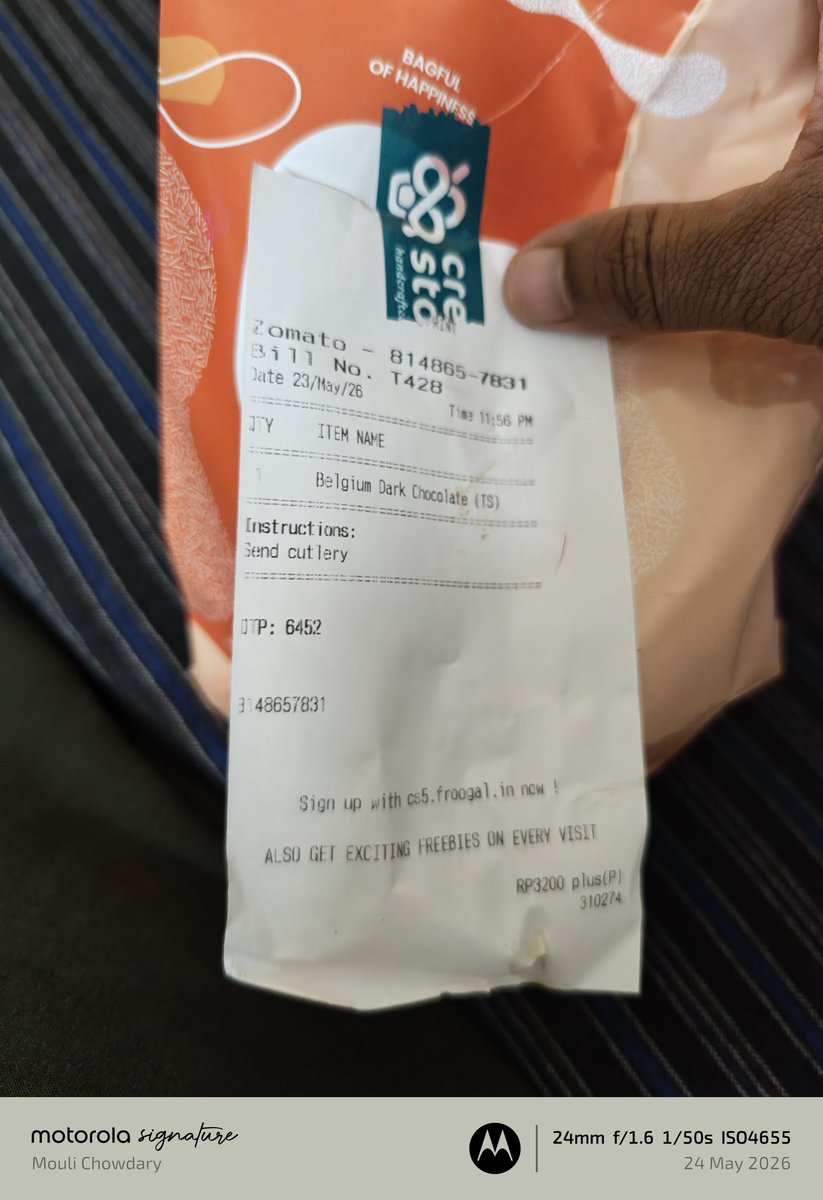 dmvnsaid's tweet photo. @zomato @zomatocare

Received incorrect order. Need refund immediately https://t.co/u9mDpy4P0M