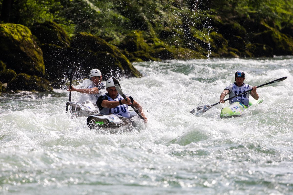 Kajakzveza's tweet photo. Za konec svetovnega prvenstva v Banjaluki trije naslovi svetovnih prvakov
Veฤ โก๏ธ https://t.co/W0XvClKgek
๐ท Jon ล enk
#SLOkajak #PlanetCanoe #PaddleEurope #ICFwildwater https://t.co/DtG6sNdquQ
