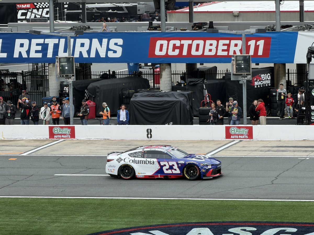 Arturo / Victory Lane Vibes tweet media