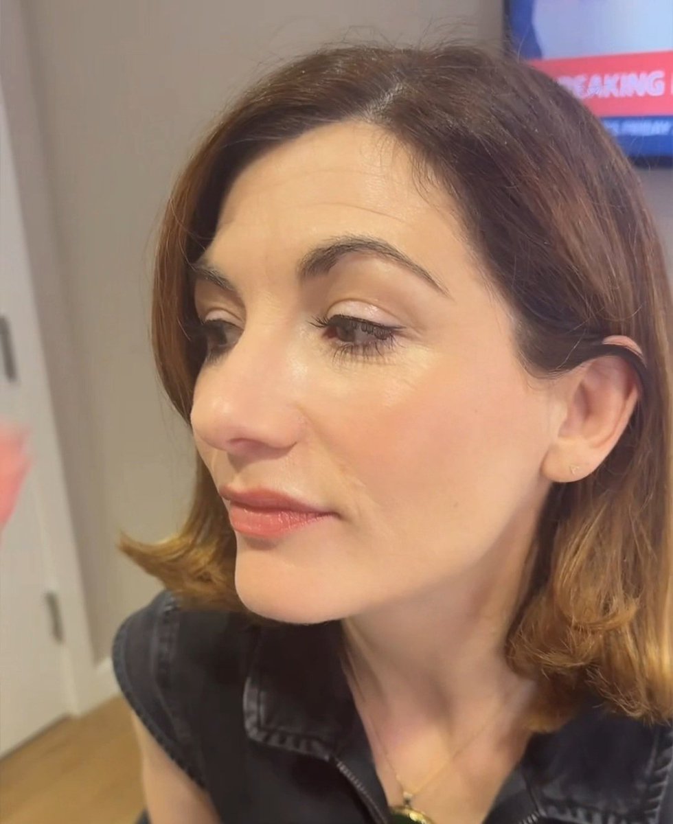 anto_los_'s tweet photo. 😍😍😍😍😍 #JodieWhittaker https://t.co/TRQF1fyURD