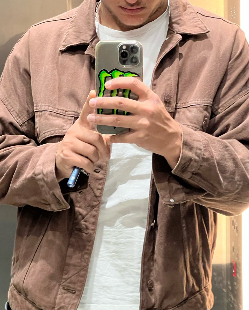 l-l-l Labfajdegjia🚬 tweet media
