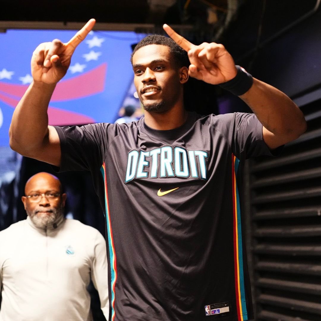RTNBA's tweet photo. LeBron James on Jalen Duren and his struggles in the Playoffs:

“Jalen Duren, you know, had a great year, All-Star this year. He's still a young talent, and he's going to have his moment where the lights probably won't feel too bright to him, and he'll shine through. So that's all part of the progression."  

via @mindthegamepod