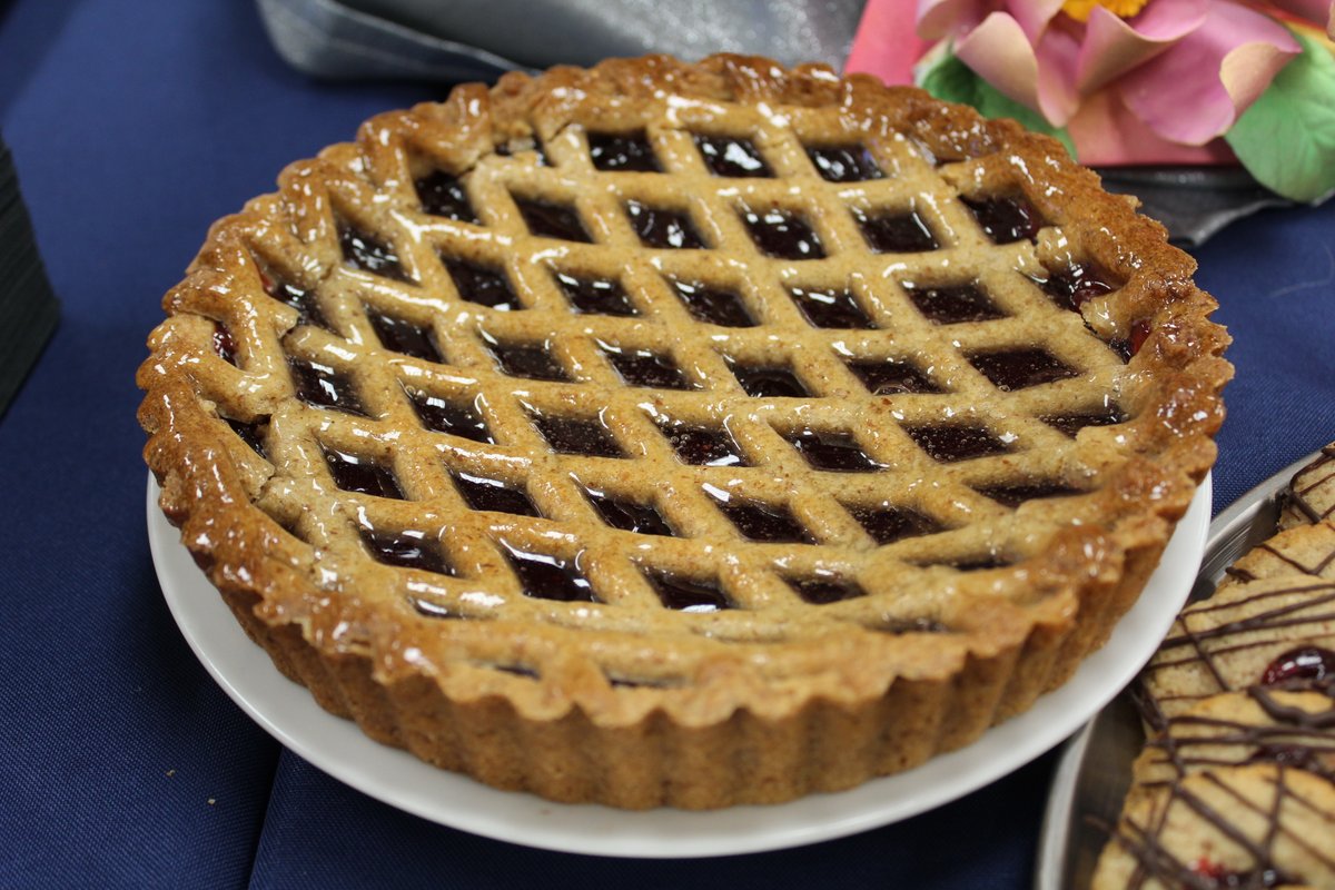 BlueRidgeCTC's tweet photo. On Thursday, May 14th, our Culinary Academy put together its yearly Grand Buffet—a literal feast of all the savory and sweet foods that they learned about this year! Students, faculty, and the community came out to enjoy the feast, and it was once again a rousing success! https://t.co/XDgo49dZSm