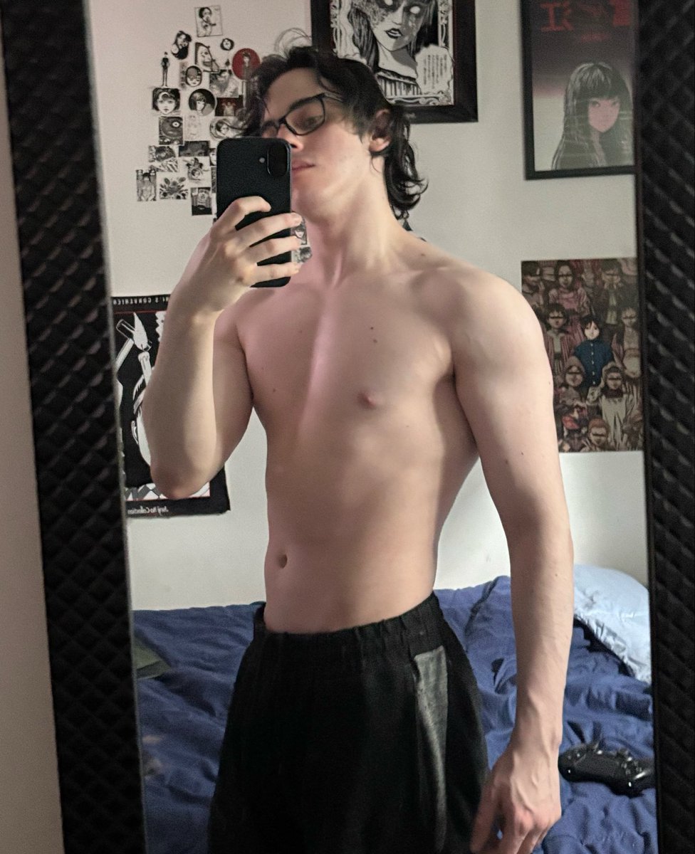 Kira tweet media