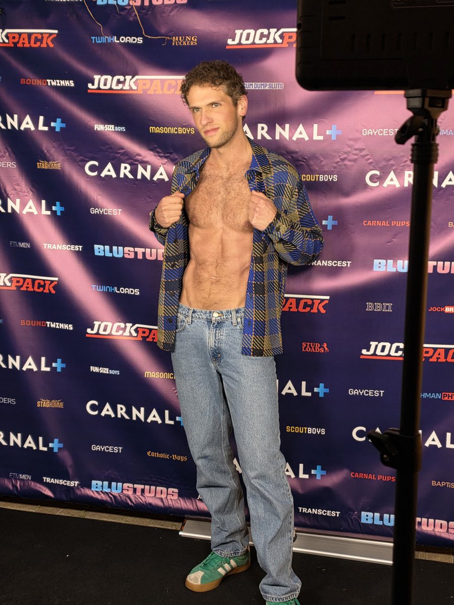 Clancy Henderson tweet media