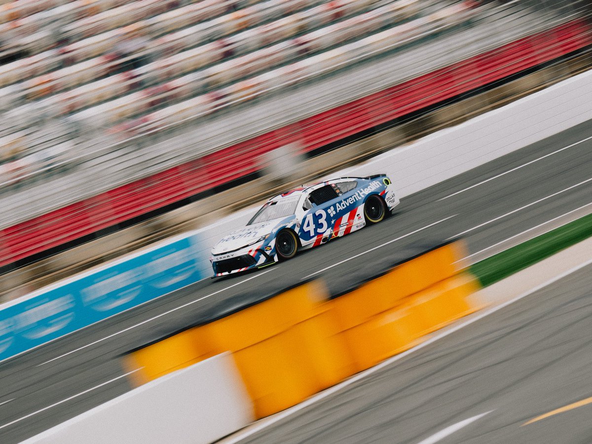 Erik Jones tweet media