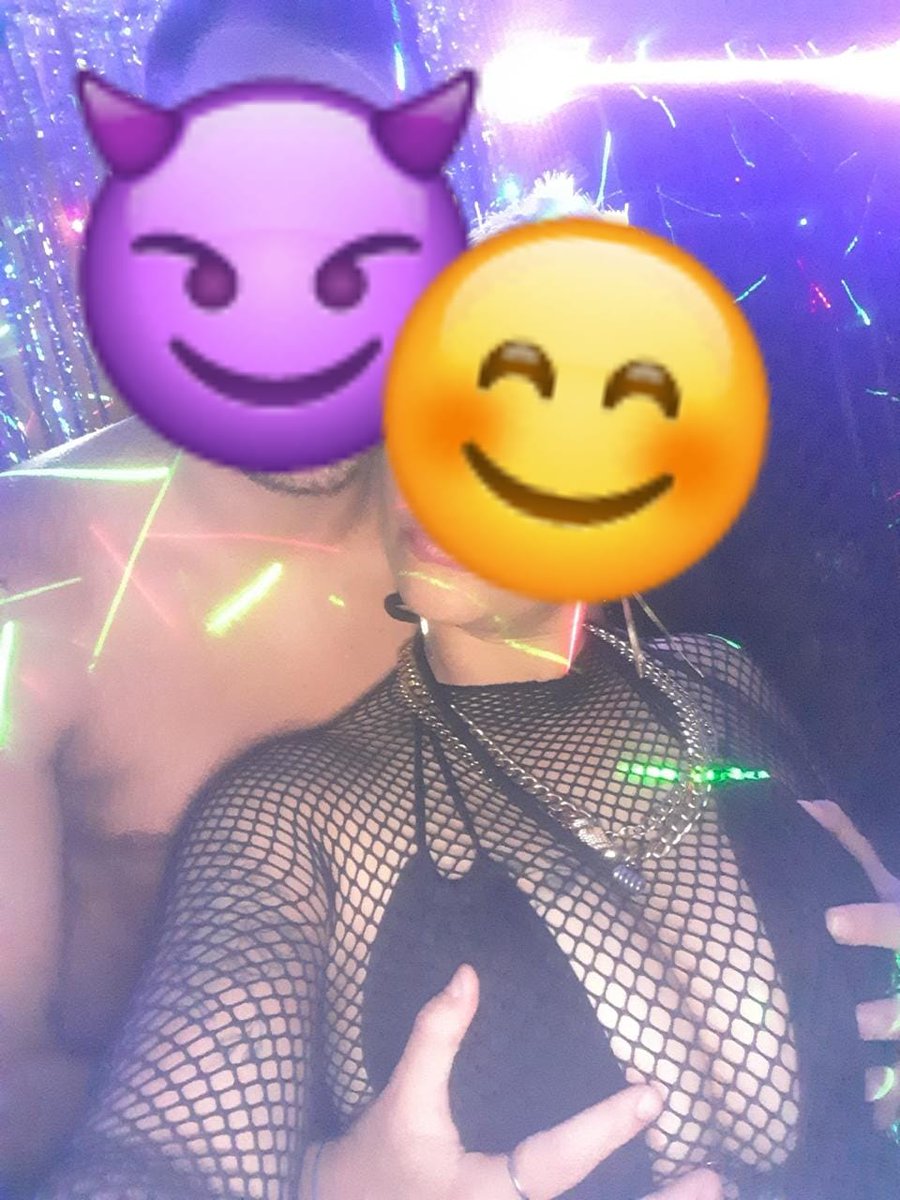 CrazyInLoveSW's tweet photo. Last night we went to a swinger party. And suddenly we were like this. 🔥🔥
Want to see how we ended up? 🤤
#Hotwife #SwingerCouple #onlyfans #latina https://t.co/Z4epB3DOej