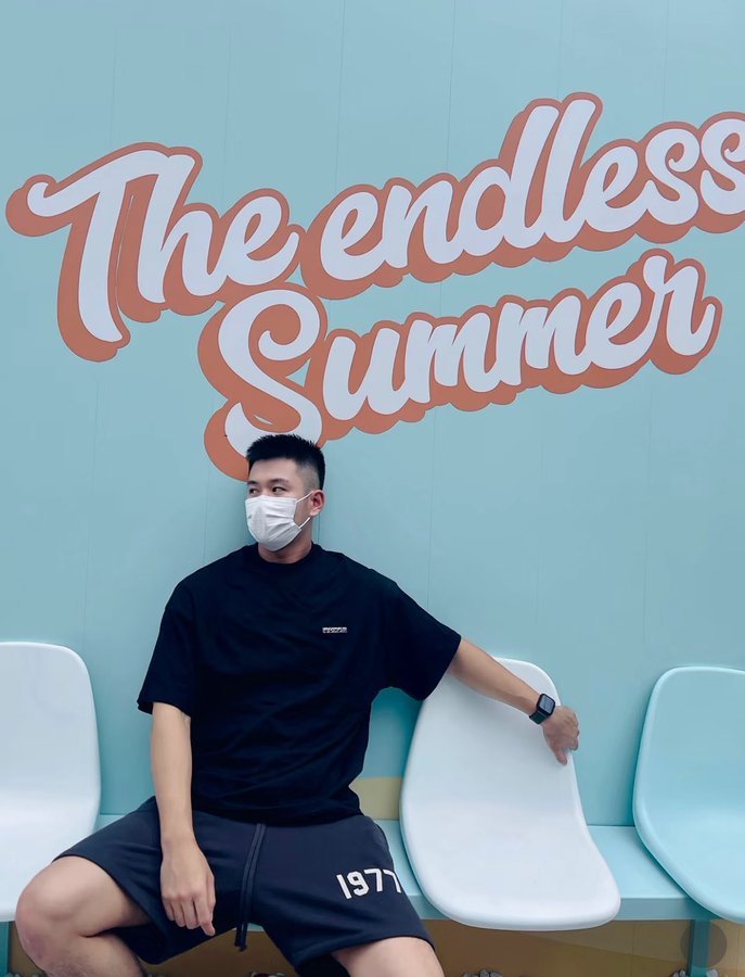 Cun9y1's tweet photo. 忙しい一日を終える。 夏の写真を共有します。😷 
#新しいプロフィール画像 https://t.co/yoJn4yfWFD