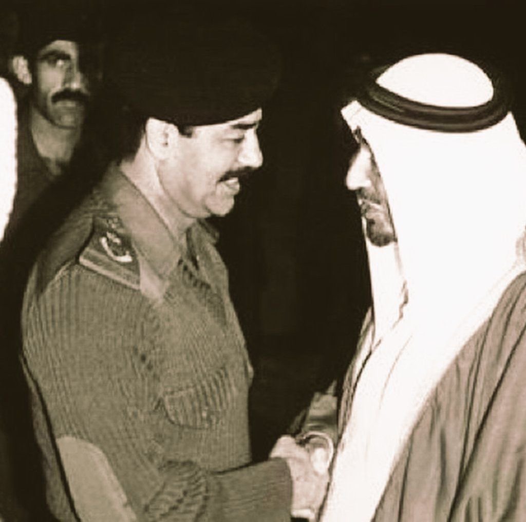 l1qpl's tweet photo. بعد أيامٍ قليلة، تأتي ذكرى استشهاد القائد المهيب #صدام_حسين ذكرى رجلٍ رحل وبقي اسمه حاضرًا في ذاكرة الملايين لا تغيب صورته عن التاريخ مهما مرّت السنين. https://t.co/BEDGfes1Uu