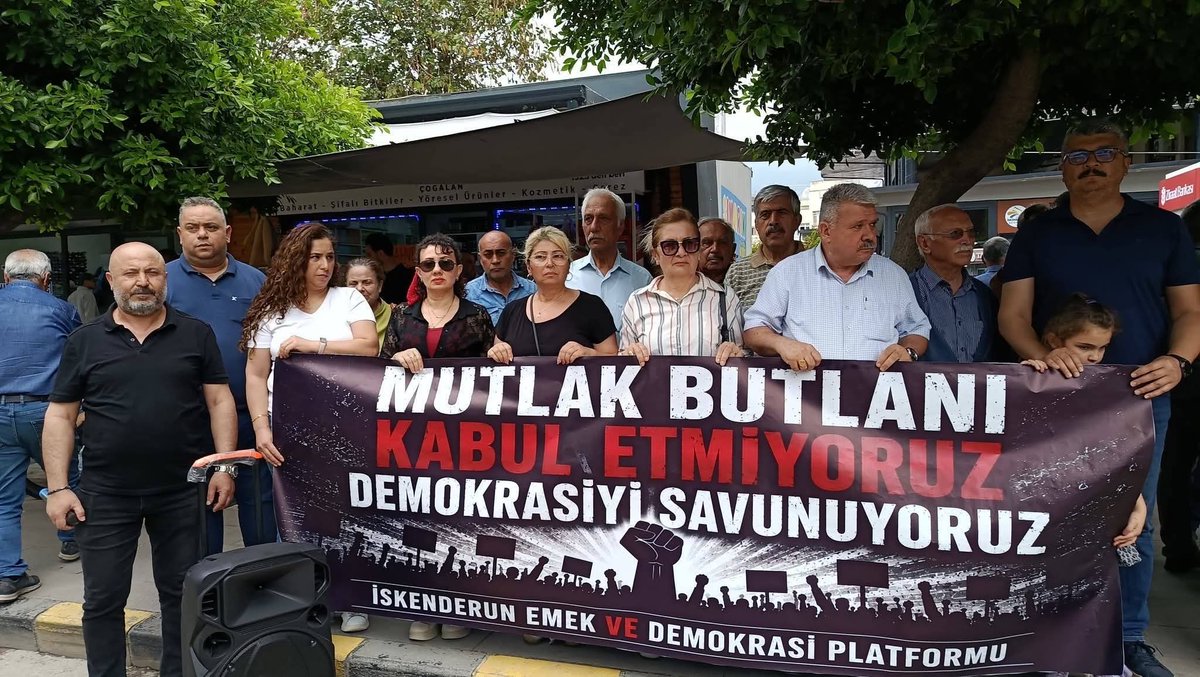 Egitimsenisk's tweet photo. Mutlak Butlan kararına karşı İskenderun Emek ve Demokrasi Platformu olarak alanlardaydık.
Demokrasiyi savunmaya devam edeceğiz. https://t.co/6HRPLAsu26