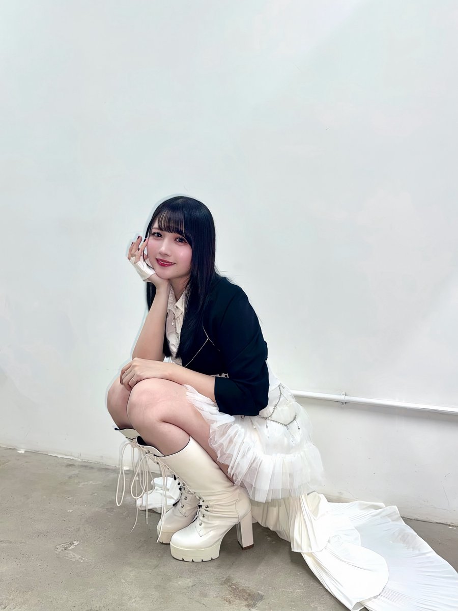 okada_mei0519's tweet photo. おはようございます⁺｡

本日、ついに…っ❕
𝐌𝐄𝐈 ✦ Live tour〚𝗠𝗘𝗜.𝟬𝟭〛 東京公演🗼⟡

1部トークパートは
米澤 茜ちゃん がゲストに来てくれます👑🧸🪽ིྀ

最高の1日にしようねっっ💎🎸⋆✦
よろしくお願いします🌙·̩͙
#MEI
#MEI_01 https://t.co/m46SoCdv2X