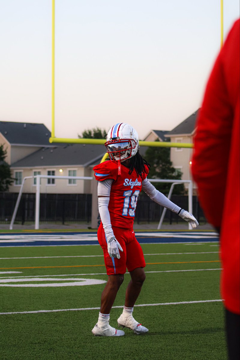 AdrianNation12's tweet photo. we ona money run💯💯 #staydowm https://t.co/Nzsi5kAVYp