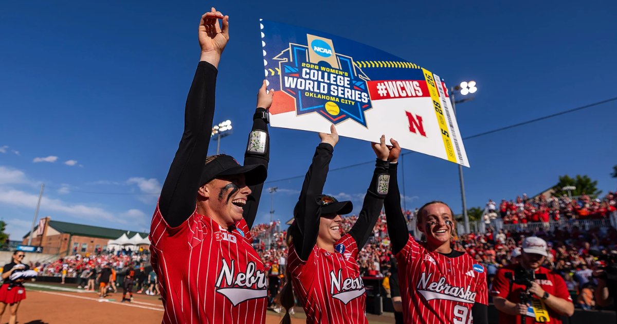 Abby_Barmore's tweet photo. For the first time in 13 years, Nebraska softball advances to the Women's College World Series. They crushed Oklahoma State twice in the Lincoln Super Regional.

Here are 3 takeaways on what's next for the Huskers in OKC:
https://t.co/U2AAC8Bd7G https://t.co/IPi14GKeSa