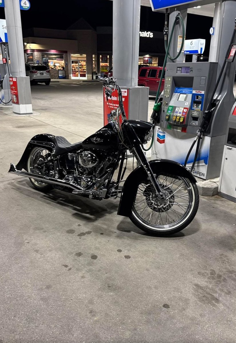 slaughtir's tweet photo. just got offered this for my 1966 440 👀 https://t.co/6hakgacoF9