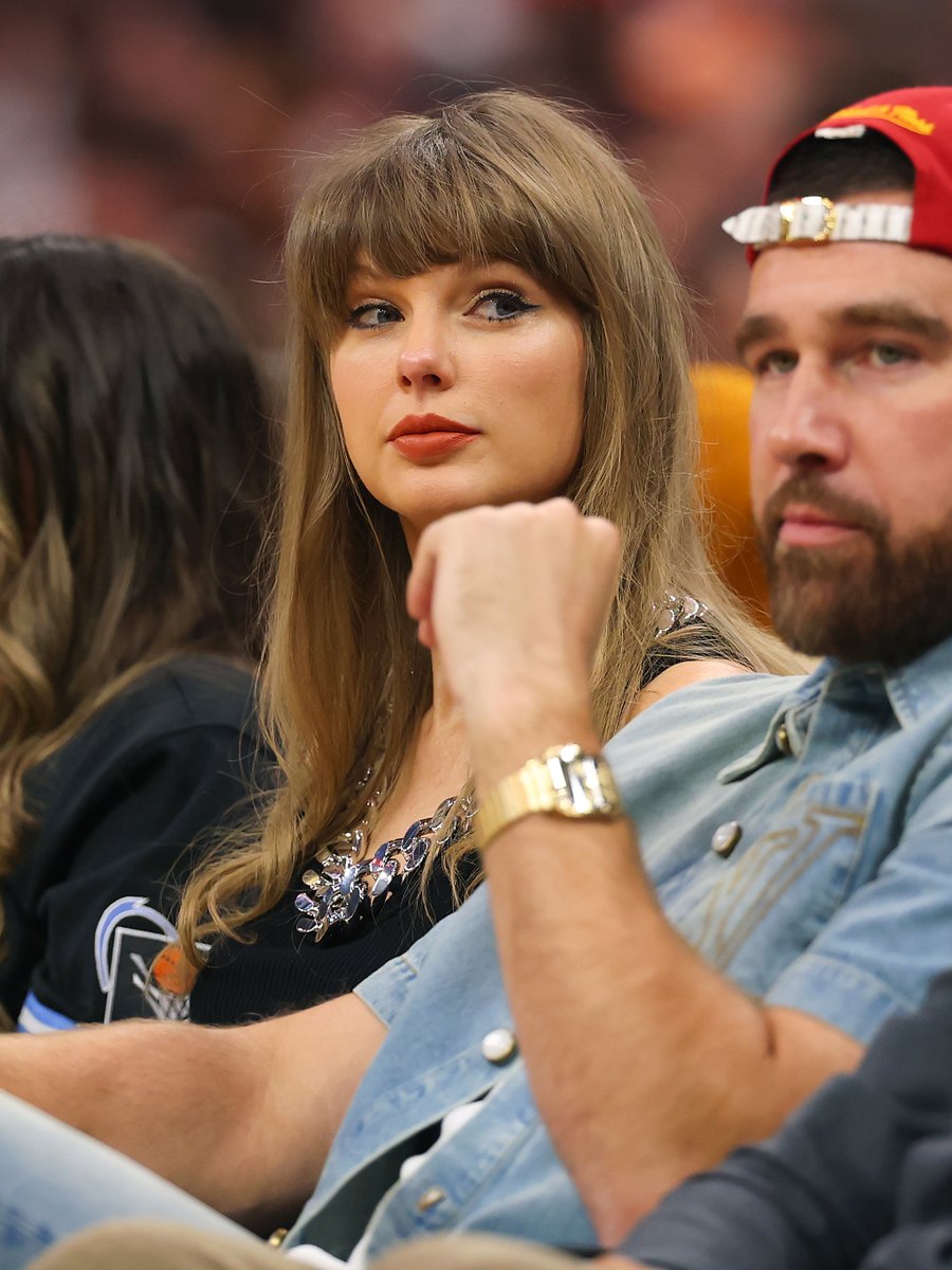 4k_taylorr's tweet photo. the most beautiful person to ever exist https://t.co/sAYjUanpFn