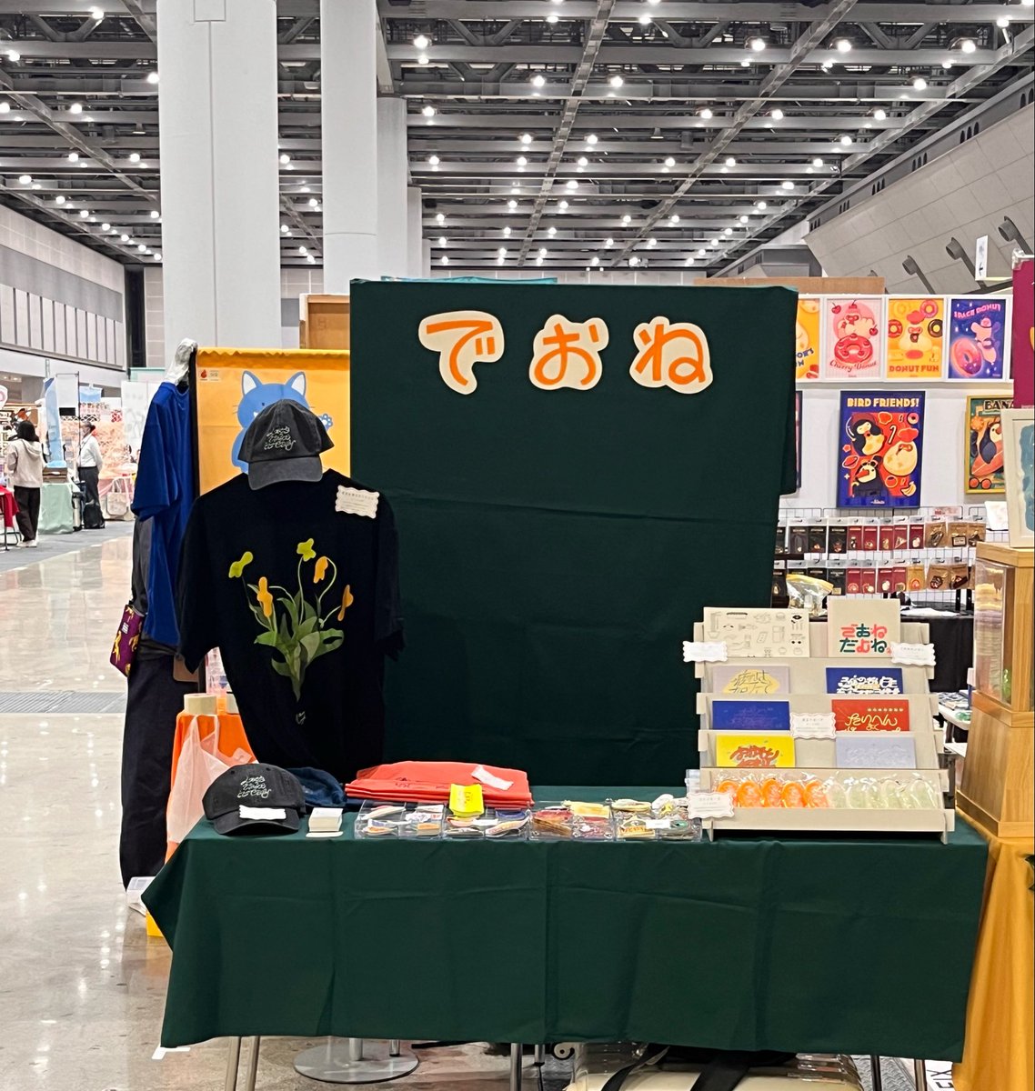 yk2_210's tweet photo. デザフェス2日目！始まりましたー！
B-424にてお待ちしてます😸

#デザフェス #デザフェス63 https://t.co/81iXLI2Lid