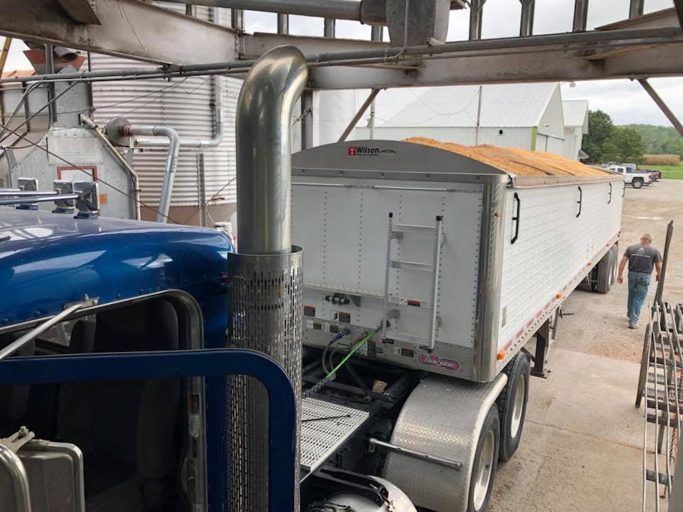 ilweedman's tweet photo. @_TheMizzouTiger No need in not taking a full load when you go. https://t.co/bBqvhiAcfh
