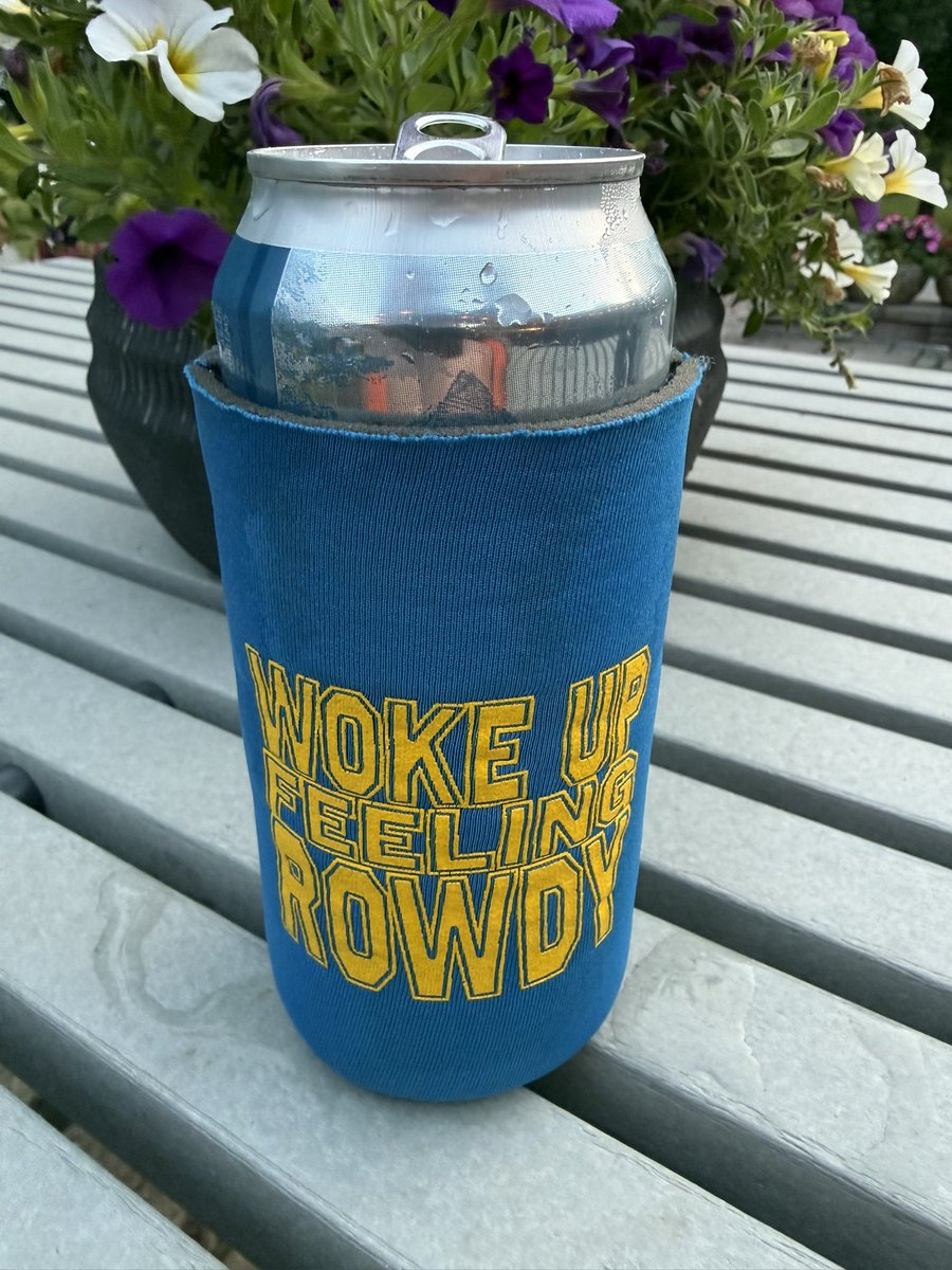 greenstgooner's tweet photo. Spending this fine Saturday night doing what I do best… drinking alone and listening to music that makes me want to suck start a 12 gauge shotgun. 
#takemeback #rowdy
P.S. this is a nightly occurrence https://t.co/v13NVG0mQu