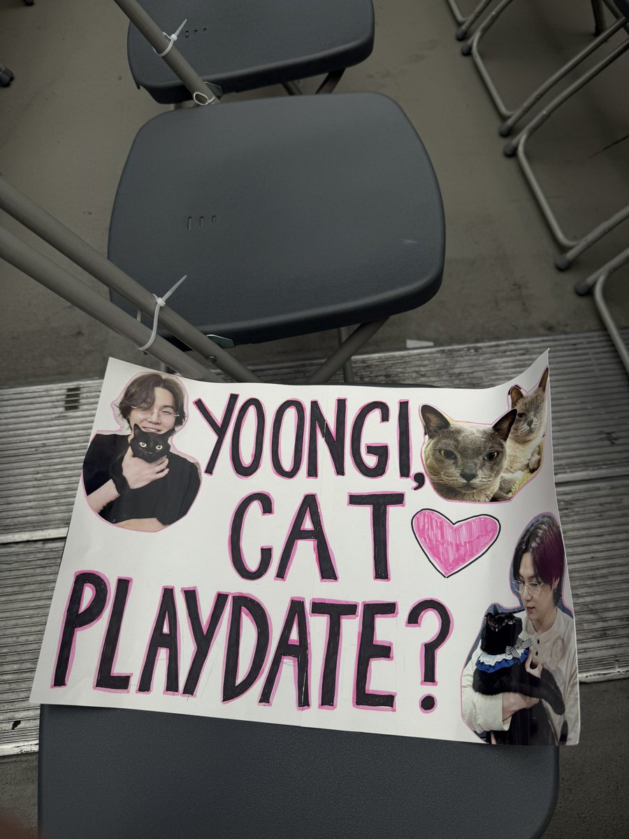 dtyunkii's tweet photo. my sign for vegas d1 ￼😛 https://t.co/qfoRPZi0wI