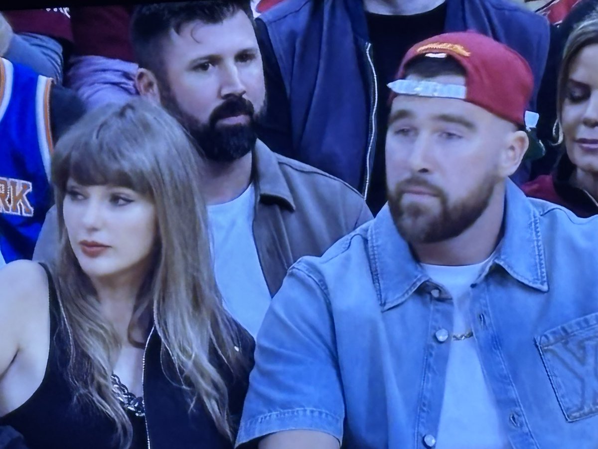 AdamZagoria's tweet photo. Travis Kelce and Taylor Swift at Knicks-Cavs https://t.co/BUOTGS5H7U