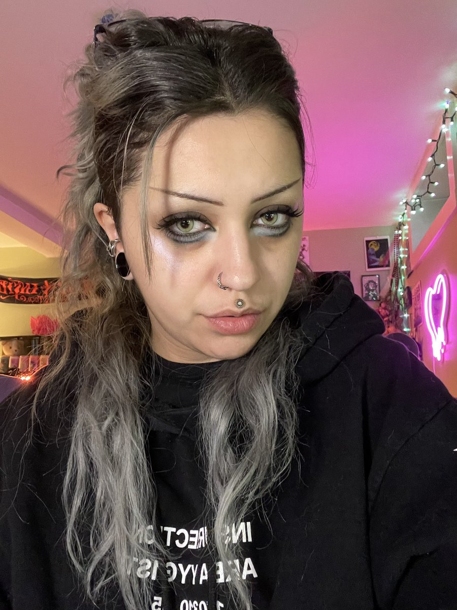 KING VENUS 💚findom💚 tweet media