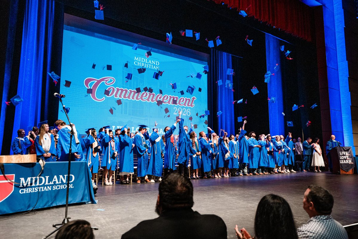 MidChristian's tweet photo. Every chapter has lead to this page. Turn it, Class of 2026.

#MCSclassof2026 https://t.co/Xl7wg3x5ZH